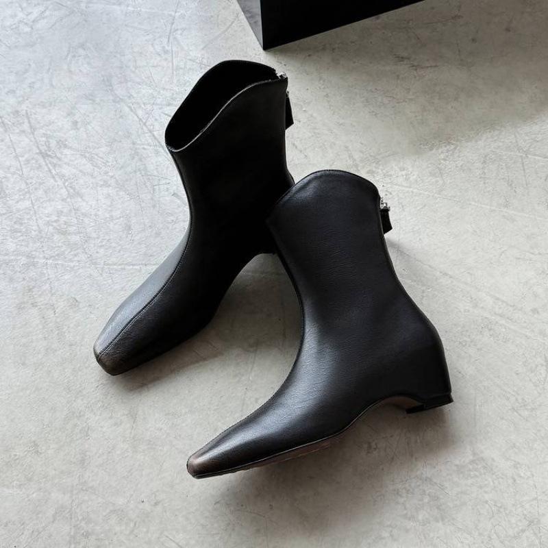 

Новые кожаные женские кожаные ботинки низкий каблук большой размер женские ботинки говяжья жила мягкая подошва осень и зима квадратный каблук воловья кожа универсальные низкие ботинки 39 чёрный