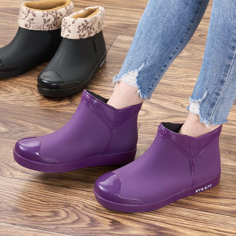 Korean Style Trendy Women’s Low-Top Flat Rain Boots with Cotton for Outdoor and Kitchen Use