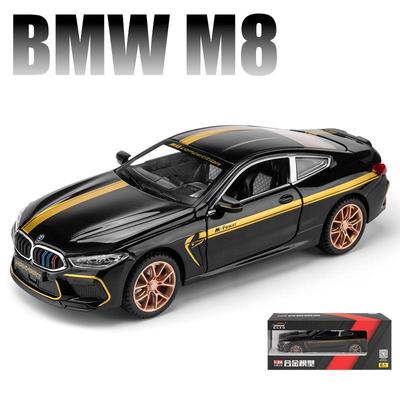 1:24 Ölçekli M8 Model Araba, Çocuk Erkek Kız için Çinko Alaşımlı Sesli ve Işıklı Geri Çekilmiş Oyuncak Araba
