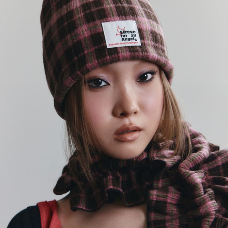 

Eireve KATE REVERSIBLE BEANIE (TARTAN CHECK PINK) Tartan check pink
