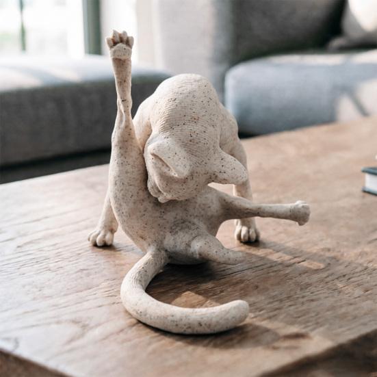 Licking Butt Cat Figurine Funny Resin Cat Statue Collectible Whimsical Kitty Ornament for Shelf Desk Decor Gift for Cat Lovers