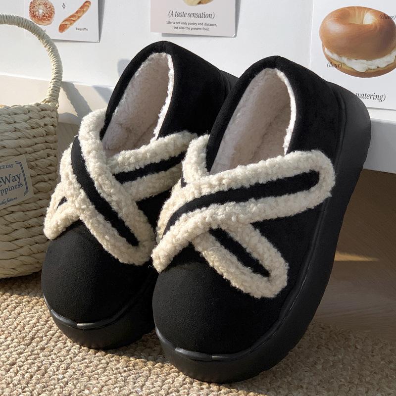 

Новые простые ретро всеохватывающие каблук хлопковые туфли зимние домашние бархатные теплые нескользящие туфли на крестовой липучке 40-41 чёрный