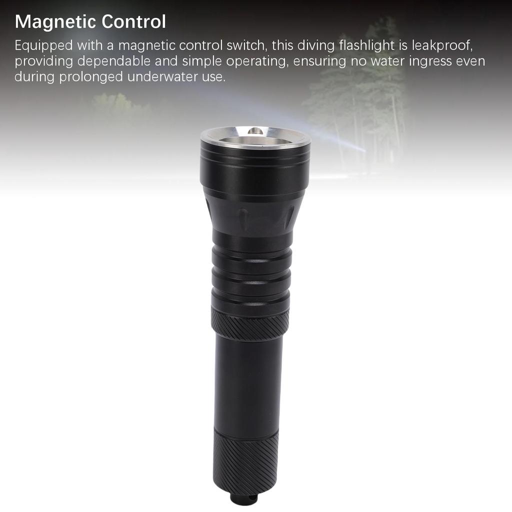 Diving Flashlight Aluminum Alloy IPX8 Rainproof 2000LM 5 Modes 100M Underwater Flashlight Dive Torch with Power Indicator for Snorkeling