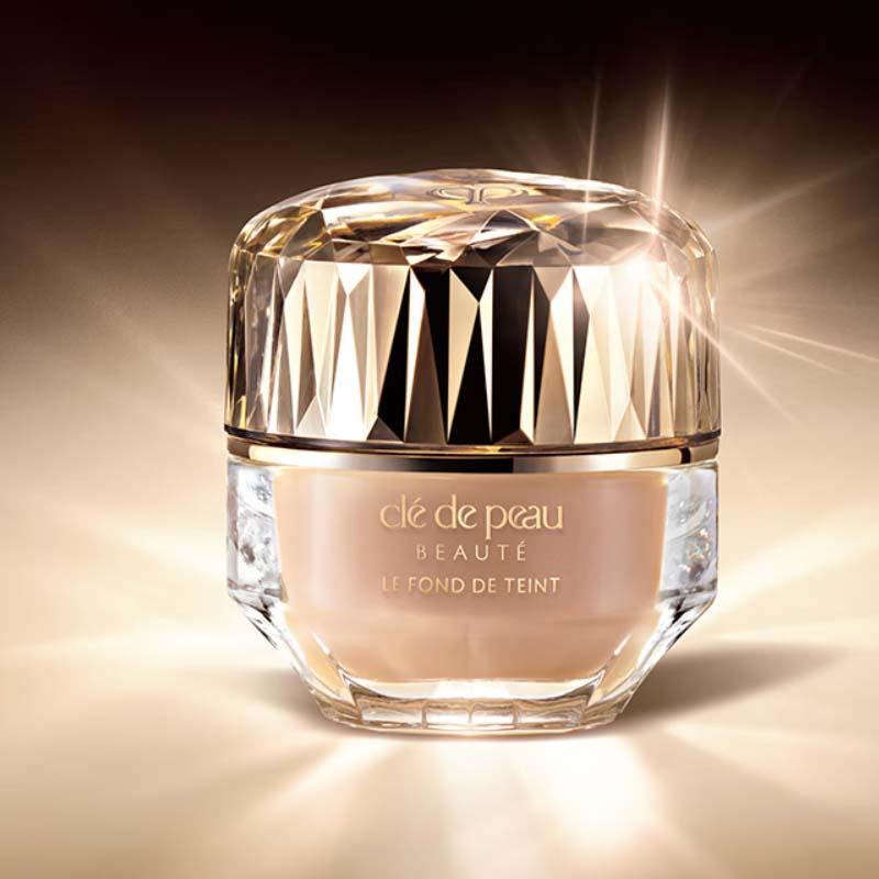 CPB Key to Skin Daisy Gift Box Crystal Diamond Radiance Foundation Foundation for Natural and Even Skin Tone #I10 Ivory White 28ml