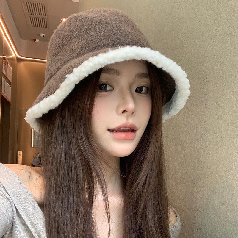 Damen Fischerhut mit Pelzrand Herbst und Winter Literarisch und Vielseitig Großer Kopfbeckenhut, der Ihr Gesicht kleiner erscheinen lässt