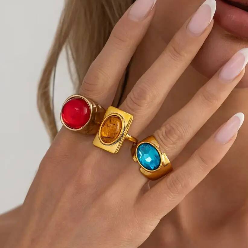 Salircon Luxury Classic Colorful Acrylic Rhinestone Rings Women Vintage Gold Color Metal Knuckle Chic Rings Couple Y2K Jewelry
