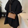 Simple Casual Underarm Bag Women's Korean Version Ins Trendy Retro High-end Small Square Bag 2025 Winter Shoulder Women's Bag