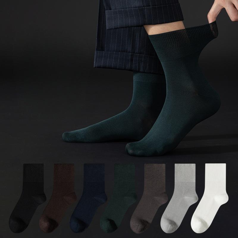 Men's Autumn Black Business Socks Made of Mulberry Silk, Loose-fitting Mid-calf Socks, Antibacterial Socks