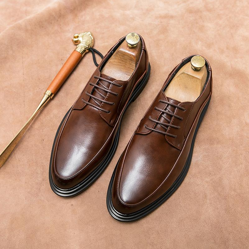 Leather Shoes Men's Autumn and Winter Business Dress Pointed Groom Wedding Hairstylist Casual Soft Leather Men's Shoes Large Size