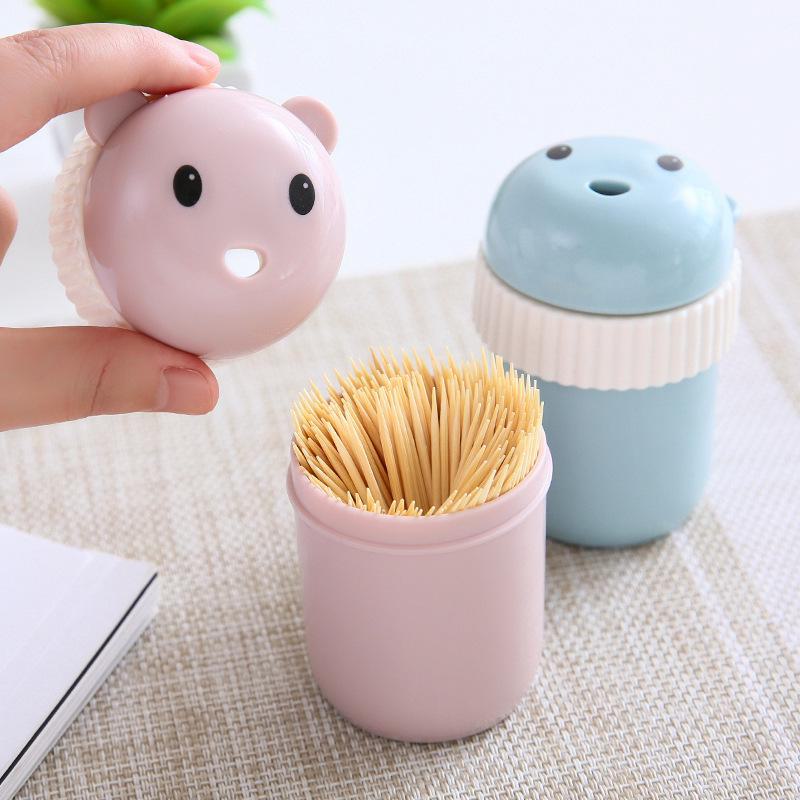 "Creative Bear Toothpick Box for Home - Cartoon-Themed Portable Toothpick Holder"