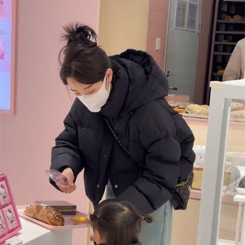 

Short Short Down Jacket for Women in Winter New Loose Bread Coat Thickened Cotton Jacket L