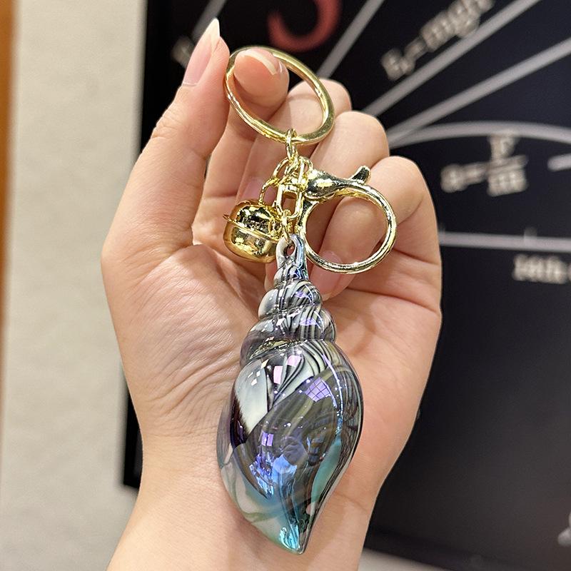 Colorful Acrylic Seashell Keychain Pendant - Cute and Exquisite for Girls' Bags & Car Pendants