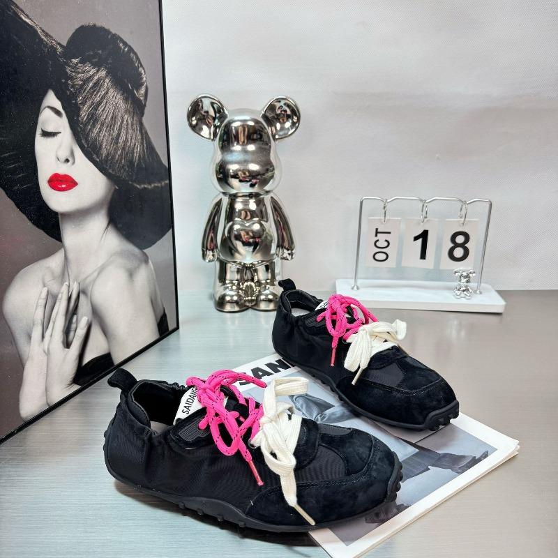 Leather flat bottom comfortable and lightweight 2 new spring and summer new color matching fashion casual sports shoes