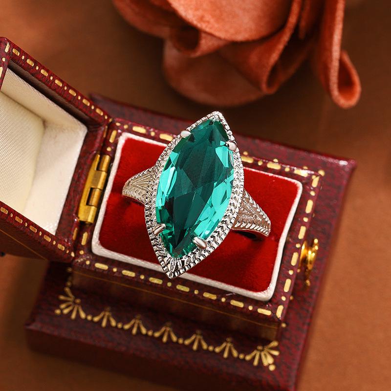 European and American Retro Style Emerald Zircon Open Ring Women s Light Luxury Fashion Colored Treasure Wedding Jewelry 2026 no. 6