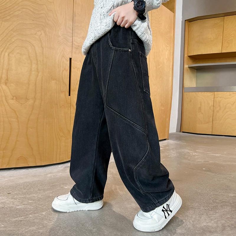 Boys' 2025 Loose Straight-Leg Jeans: Fashionable Campus Style, Junior High, Plus Velvet