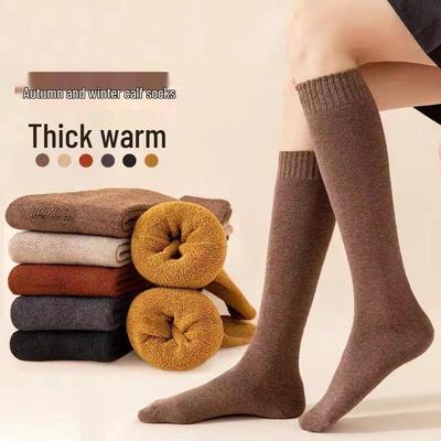 Beenmode – Beenwarmers, overknee sokken en gamaschen