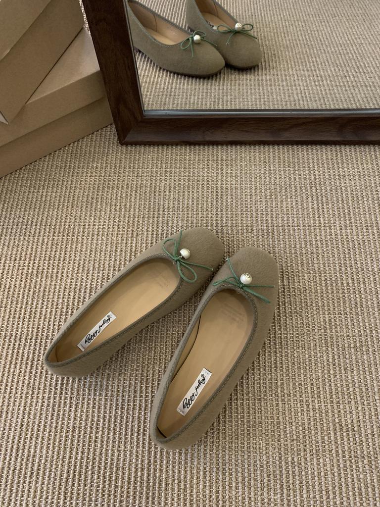 French red flat-bottomed bow single shoes women's shoes 2025 new autumn retro evening breeze gentle Doudou floating shoes