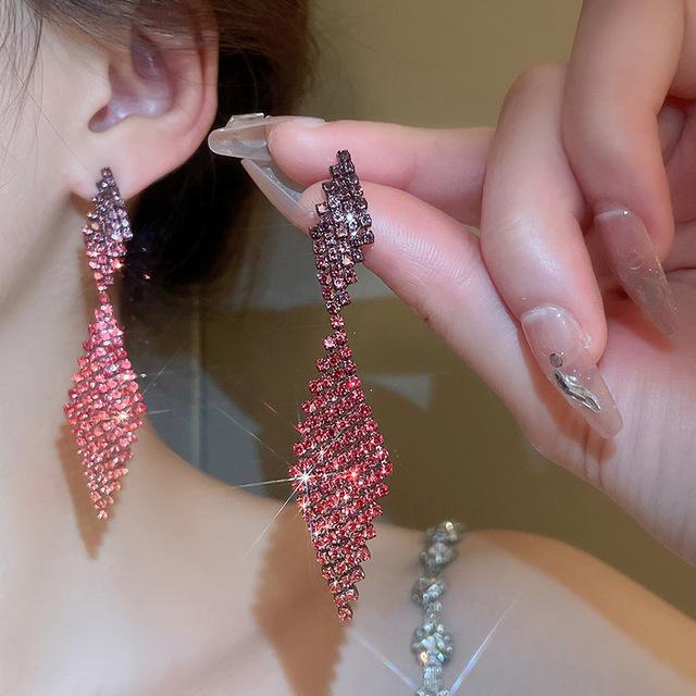 

Довгі сережки з китицями нового дизайну для жінок, сині, чорні, висячі зі стразами, модні прикраси, аксесуари, вечірка