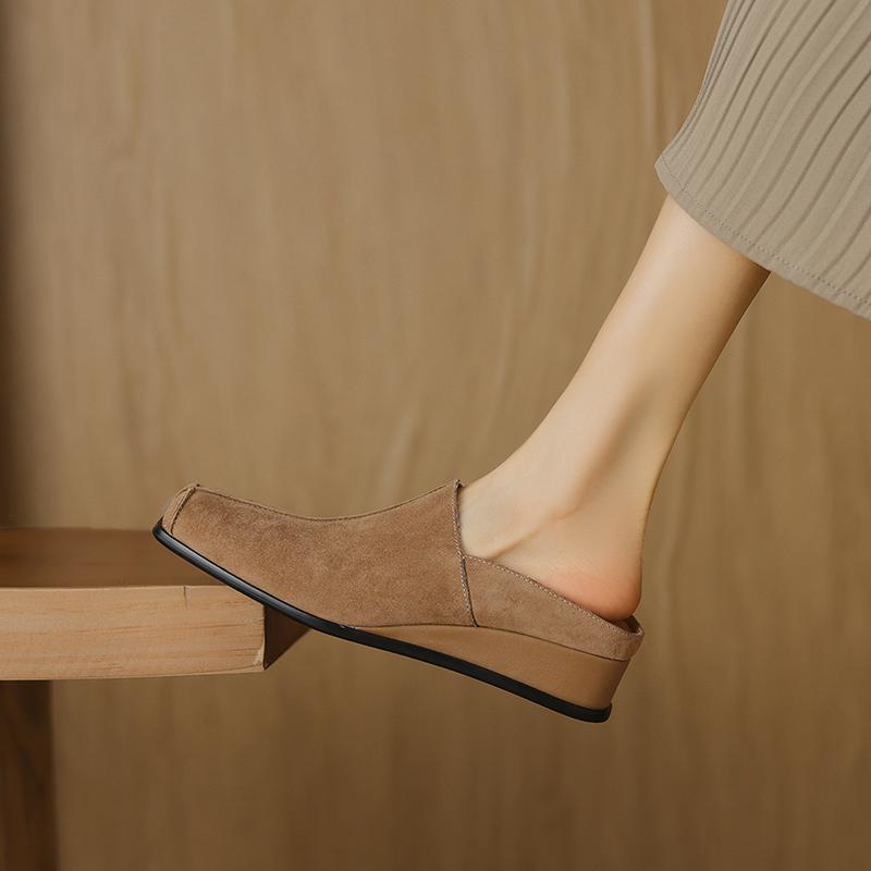Fashion 2025 New Genuine Leather Summer Slippers Cover Toe Slippers for Women Square Toe Mules Women Shoes Low Heel Retro Ladies Shoes