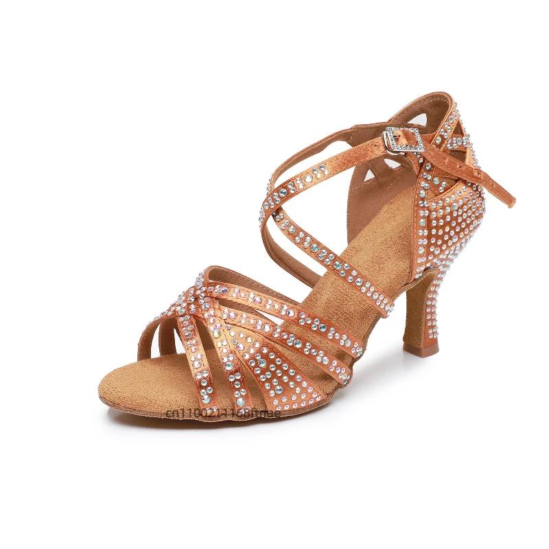 

Женские танцевальные туфли для взрослых со стразами, Американские латиноамериканские танцевальные туфли с мягкой подошвой, Новые латиноамериканские танцевальные туфли для помещений и улицы 34