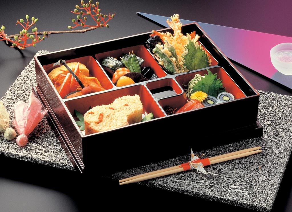 Wakaizumi Long Shokado Black with Conical Vermilion and Black Lacquerware, A-shaku 1-sun Thousand-Lined Dish, Rim, Vermilion, Divider, Top, 1-369-3