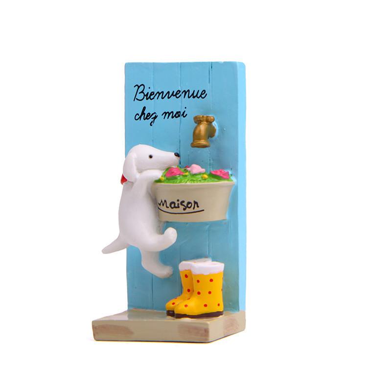 Resin Dog Garden Decor With Cute Cartoon Style For Indoor And Outdoor Plant Displays