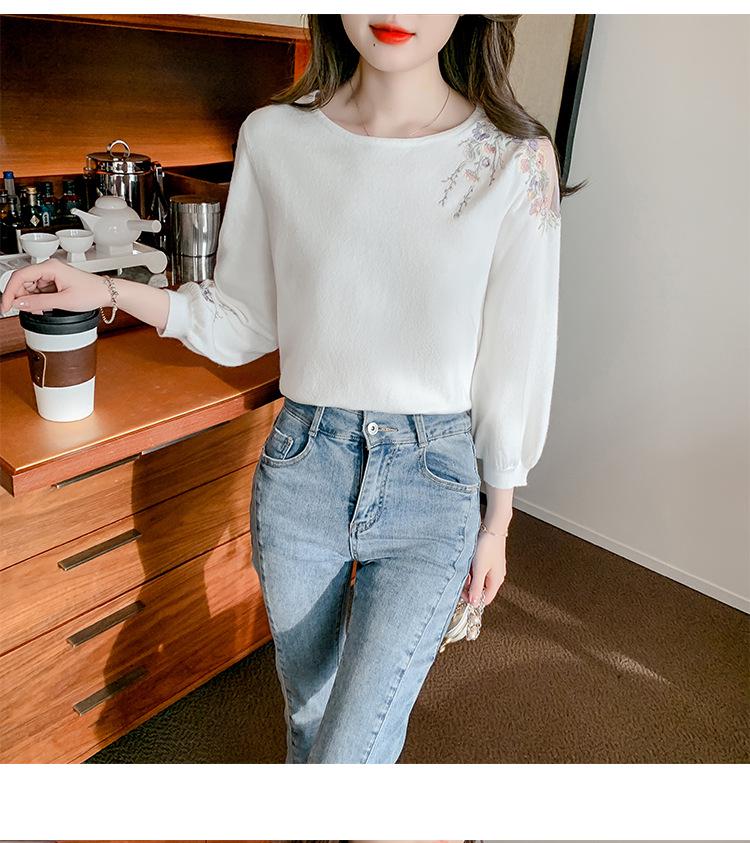 Hollow Knitwear Floral Slimming Pullover for Women - Autumn 2025