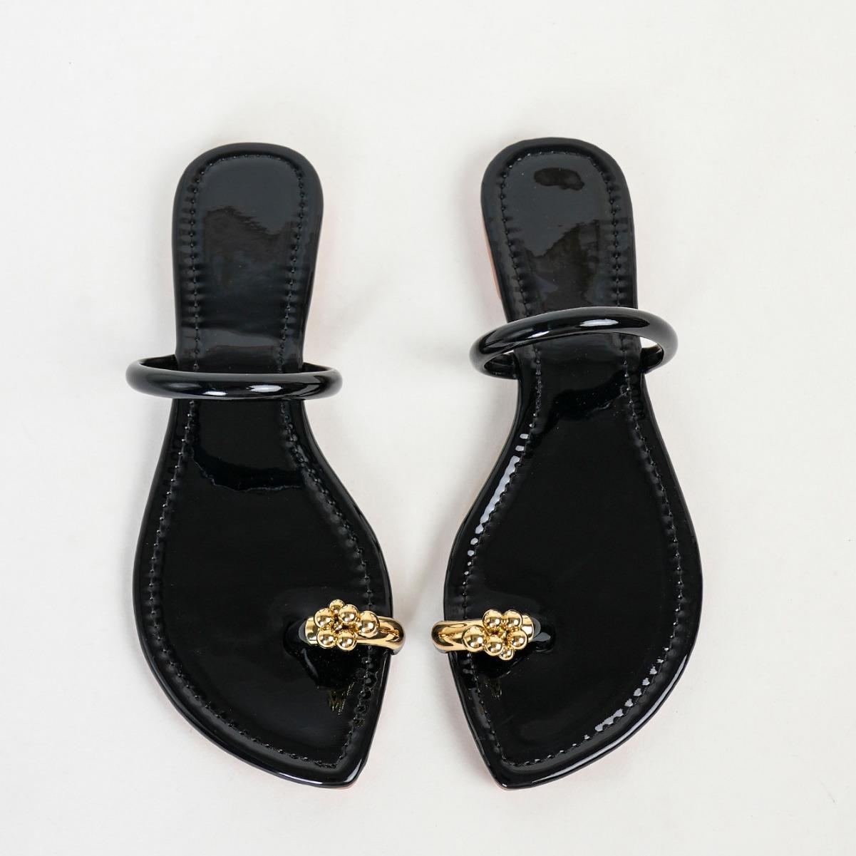 2026 New Luxury Women s Exquisite Slippers Summer Simple Buckle Black Fashionable Comfortable Personalized Pointed Flat Shoes 36 чёрный