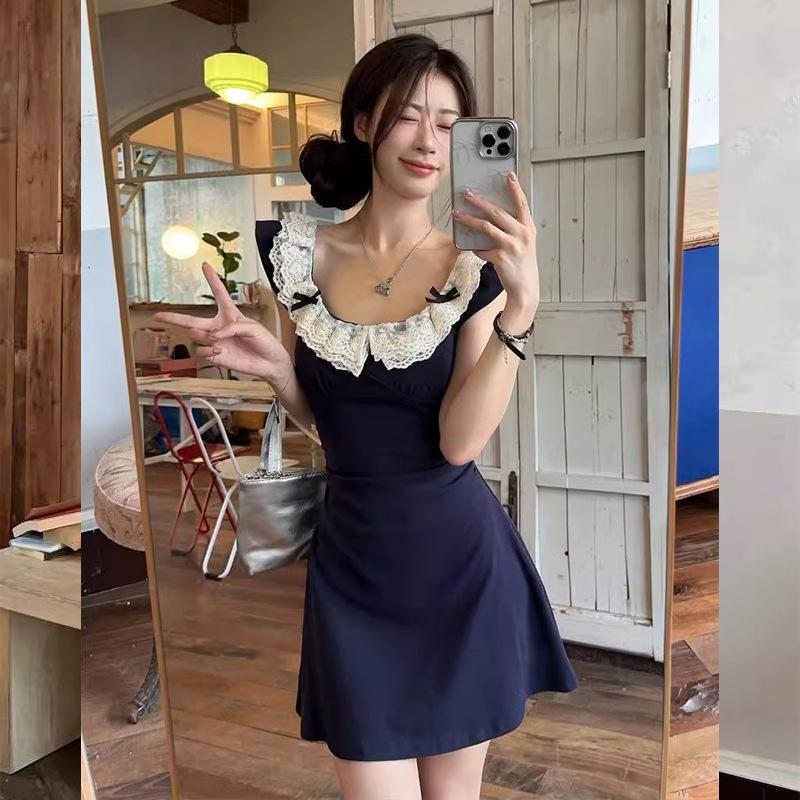French Small Flying Sleeves Blue Dress Children's Spring 2026 New Small Waist a Word Spice Girl Hip Skirt