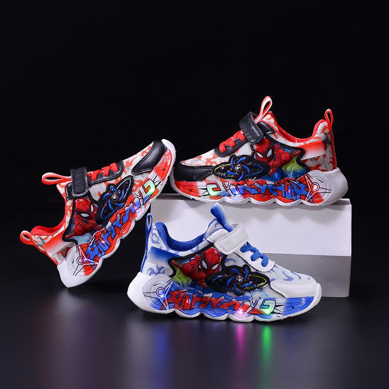 2025 Spring/Summer Boys' Breathable Light-Up Mesh Running Shoes - Trendy Cartoon Luminous Sneakers for Little Boys