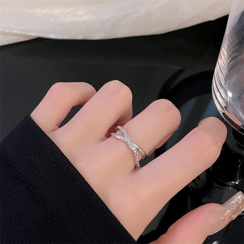 Simple And Fashionable Flower Opening Ring Dripping Oil Personality Full Diamond Stacking Wearing Combination Niche Design Ring Woman