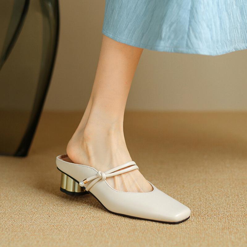 Summer European and American fashion women's bag head slippers new soft bottom size cool slippers square head medium heel slippers