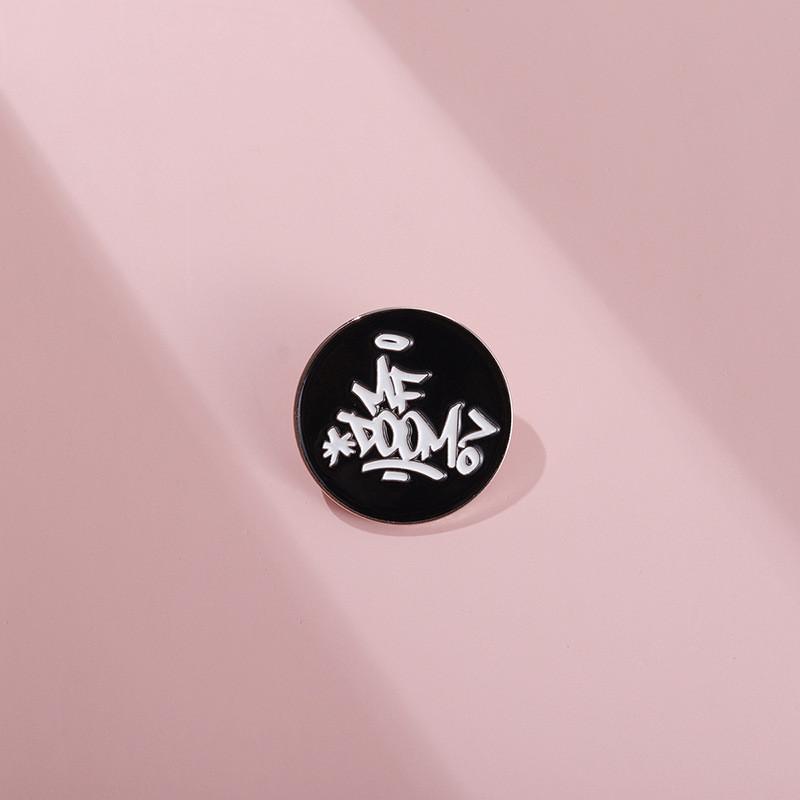 Doom Eyecatching Mf Letter Brooch In Durable Alloy For Unisex Hip Hop And Fashion Punk