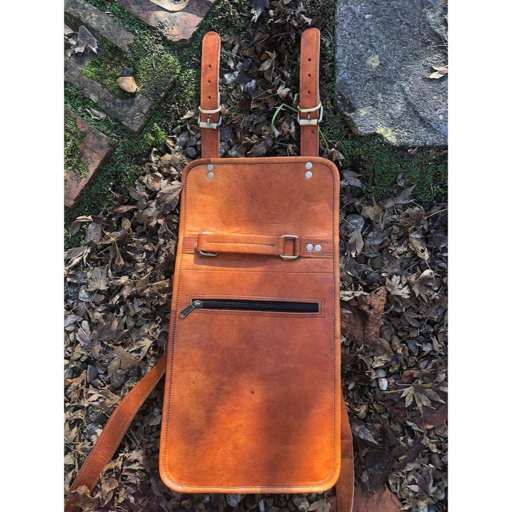 Cool leather shoulder bag, leather bag + handle, stylish leather messenger, crossbody/shoulder bag, unisex leather satchel, fairtrade purse