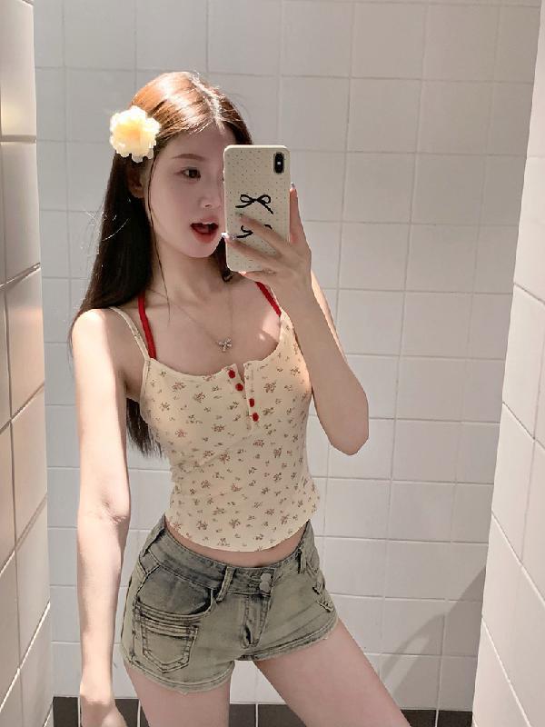 H330 Pure & Sexy Floral Button Crop Top with Built-in Bra for Women