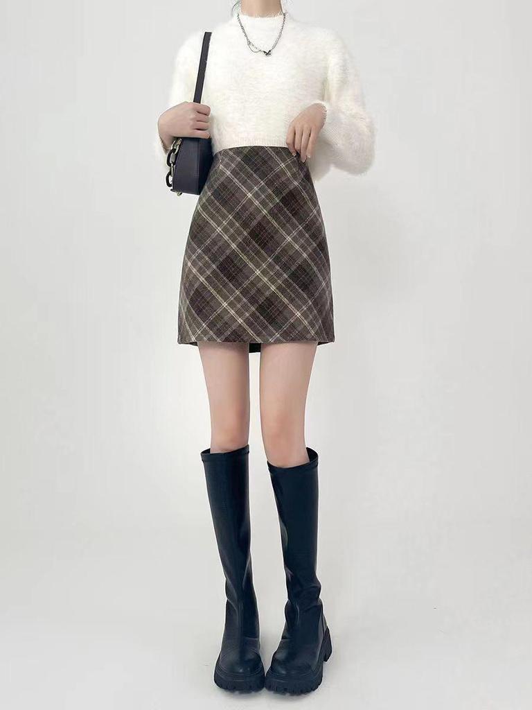 Non-Itchy Vintage Plaid Wool Blend Midi Skirt - Women's High Waist Slimming A-Line with Slit