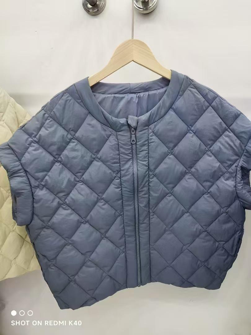 

Дизайнерский пуховый жилет из пуха белой утки высокого класса женский 2025 осень-зима модный жилет-куртка с ромбовидной стежкой и рукавами-крылышками с капюшоном S