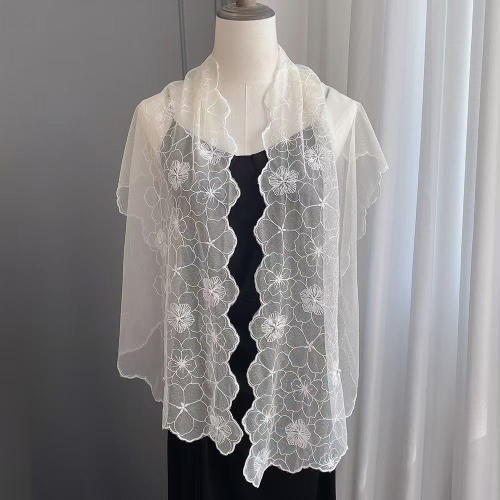 

Embroidered Flower Lace Scarf Shawl Elegant Sunscreen Shawl Fashion Veil Shawl for Women білий