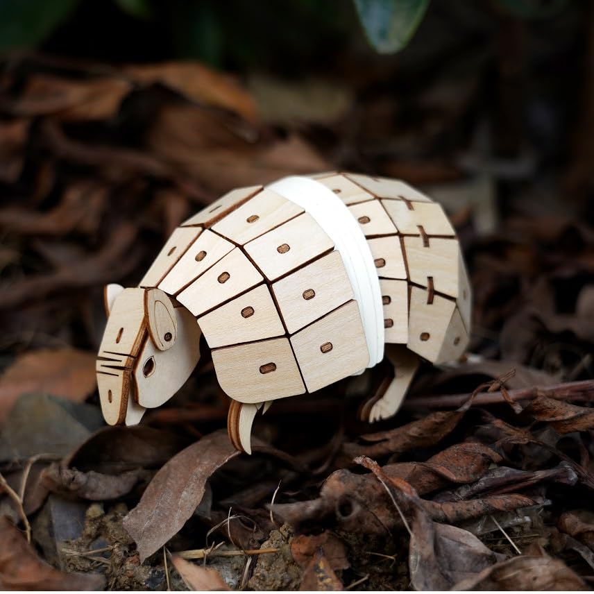 Tsukurundesu® 3D Wooden Puzzle (Endangered Species Series Armadillo) with Japanese Instructions
