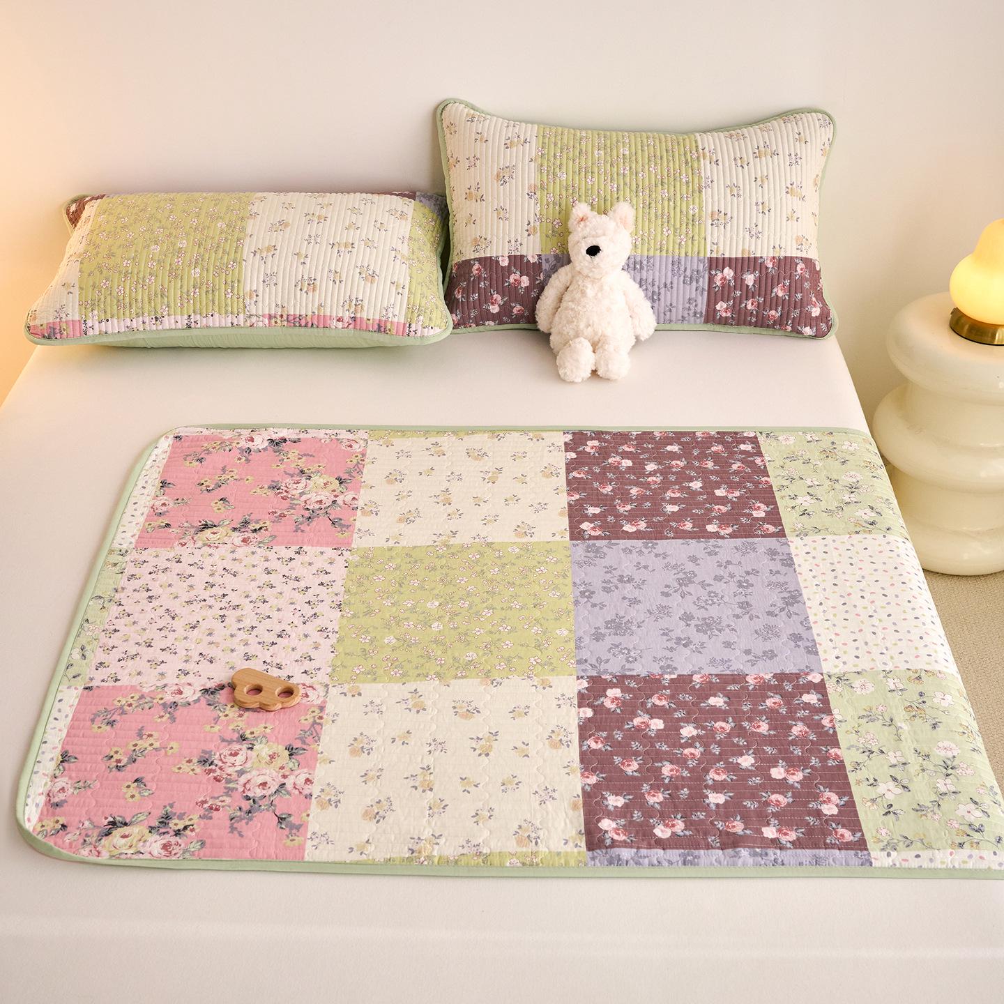 

100% Cotton Waterproof, Washable Bed Pad for Infants, Children, and Adults - Urine-Proof and Menstrual Protection, All-Season Universal Use One pillowcase