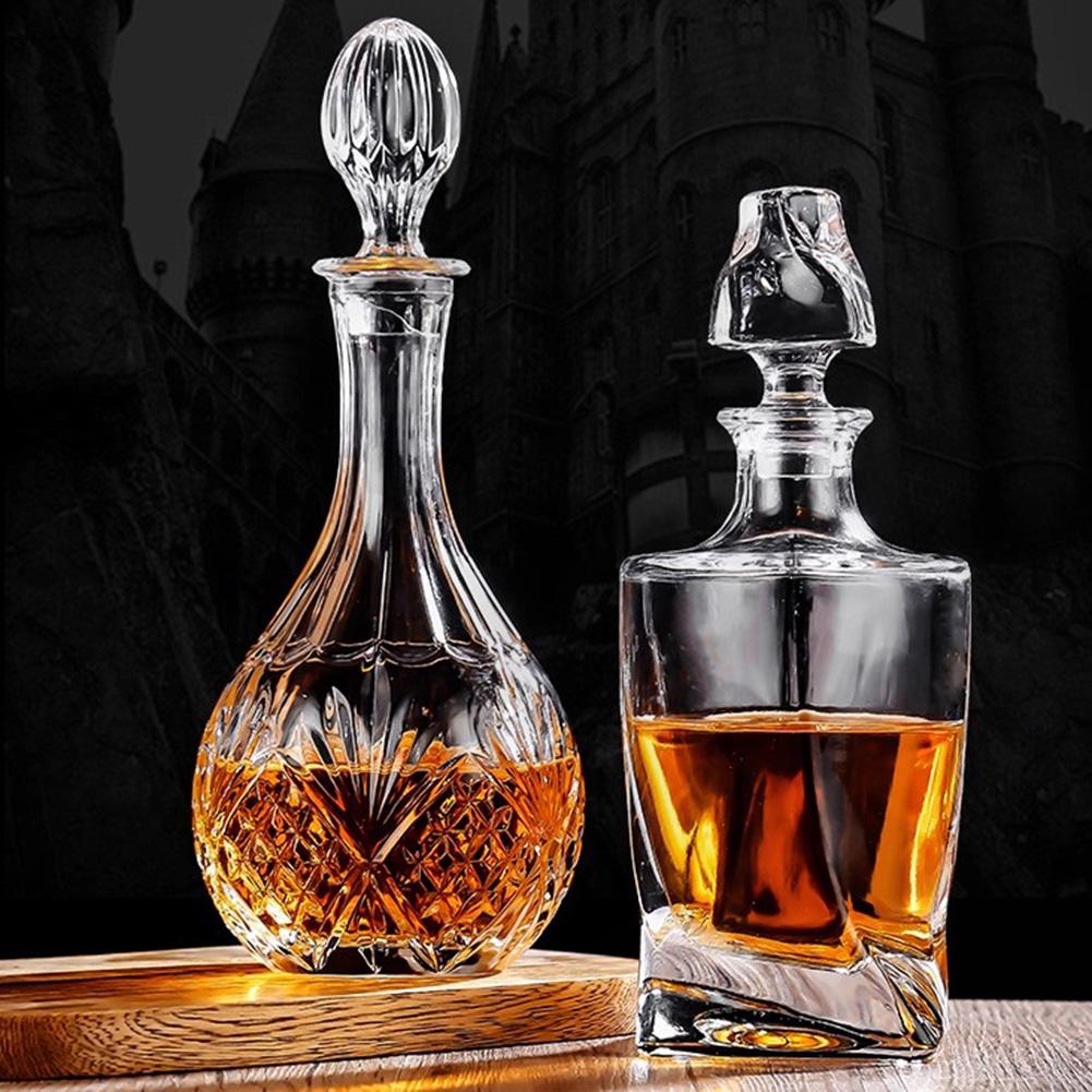 

Thickened Glass Liquor Bottle With Stopper Airtight Stopper Preserves Freshness. Men Study Accessory China Mainland