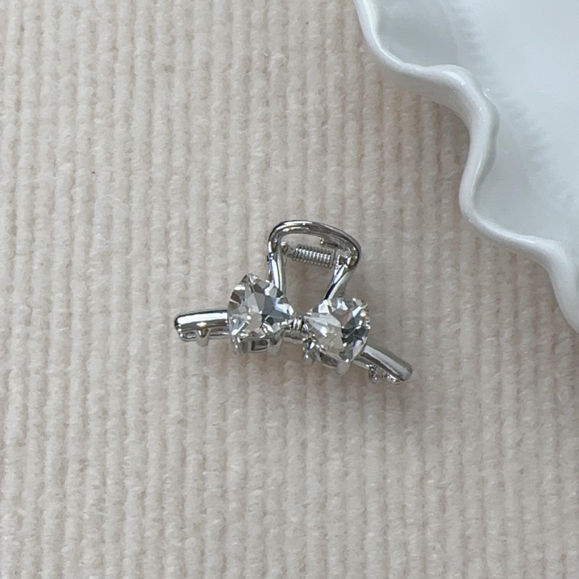 

Нежный бант Rhinodrill Grab Маленький милый боковой растрепанный челка клип принцесса шпилька головной убор 2024 Новинка