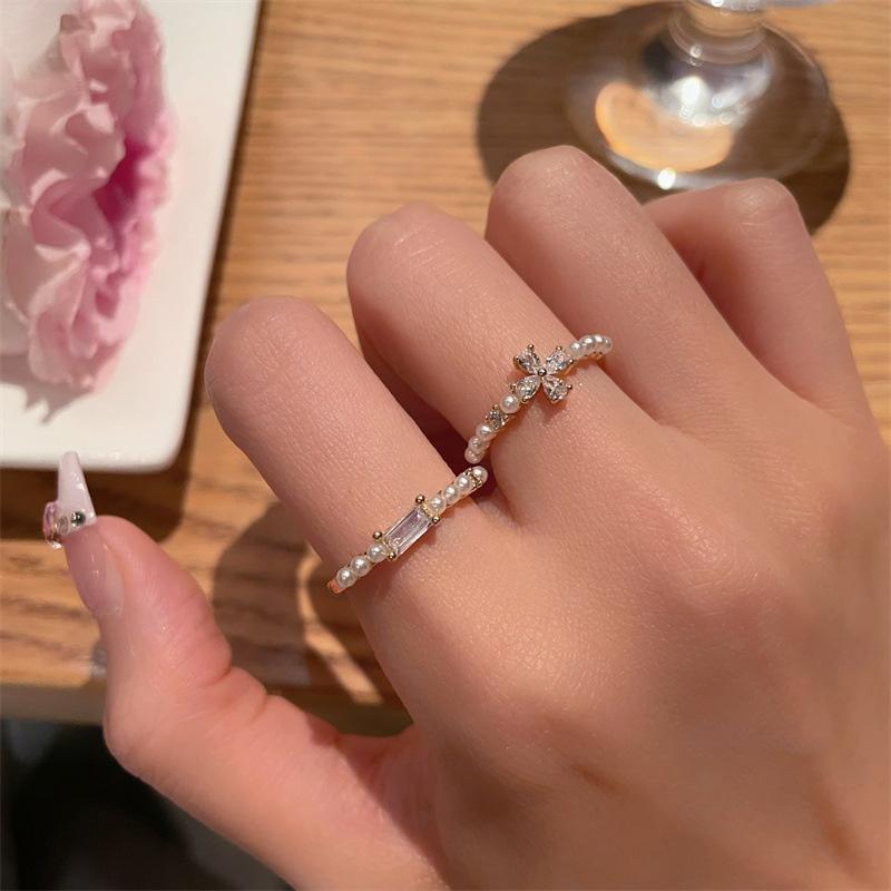 Luxury Imitation Pearl Zircon Woman Ring Flower Cross Index Finger Rings Open Adjustable Wedding Jewelry Designer Aesthetic Accessory Female Gift