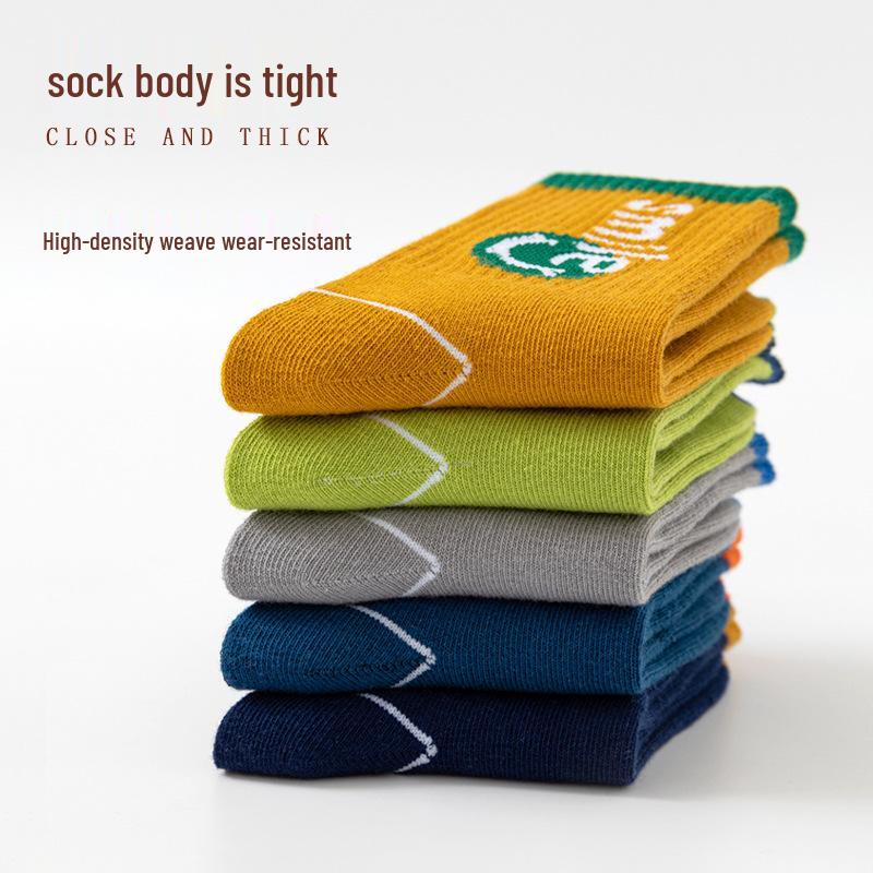 Geruchsresistente Jungen-Baumwoll-Basketballsocken, Mittelhoher Schaft, Trendig für Frühling, Herbst, Winter, Alter 3-12