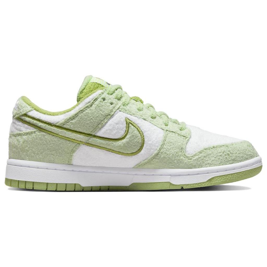 Nike Dunk Low SE Fleece - Honeydew Femme Baskets Vert Phantom Alligator DQ7579-300