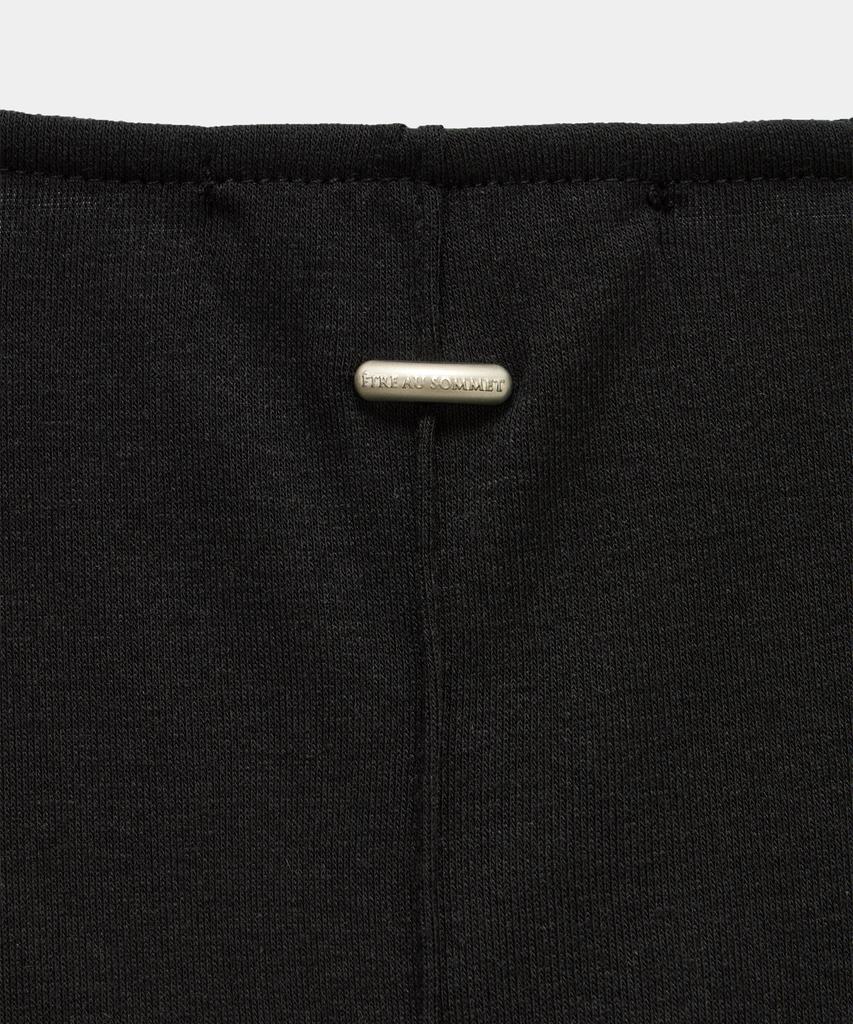 ETRE AU SOMMET Layered Buckle Line Top (Black)