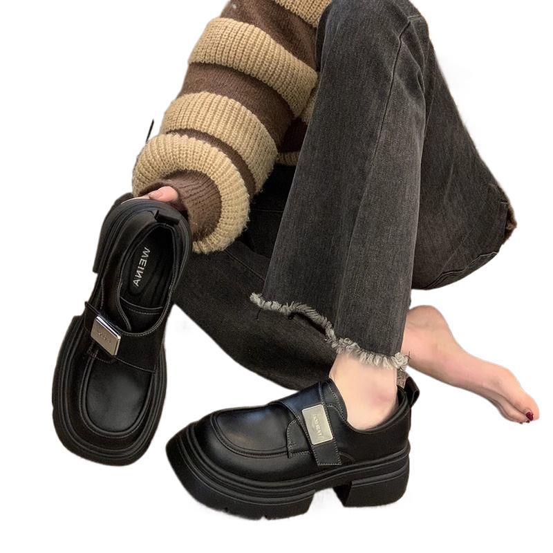 Fashion Sponge Cake Thick Soled Women's Small Leather Shoes New 2024 Spring Black Thick Heel Retro British Style Loafers Single Shoes