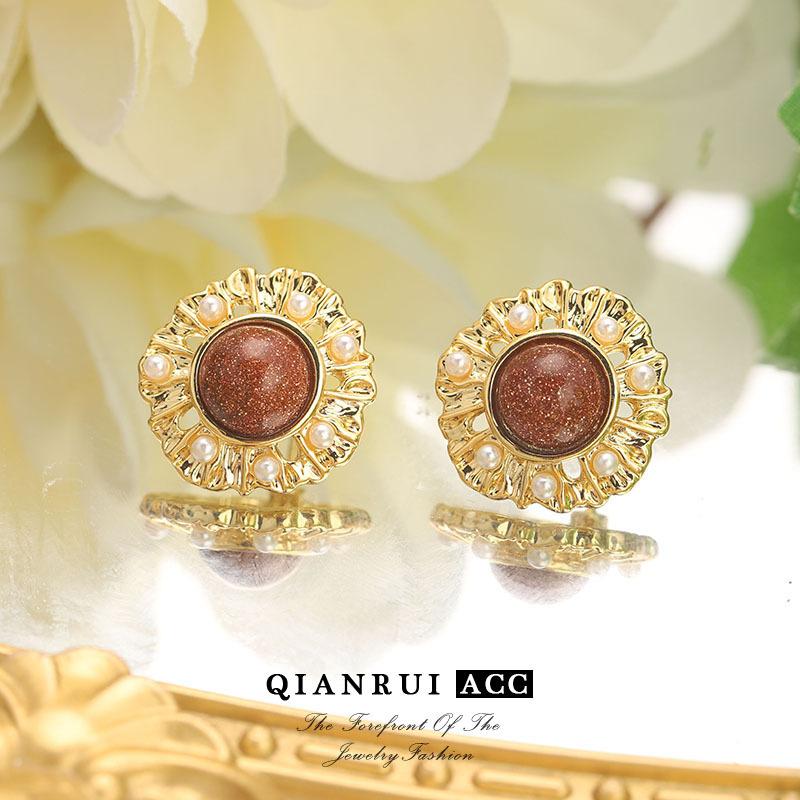 

Medieval vintage jewelry retro court style natural stone pearl flower high-end earrings temperament niche women