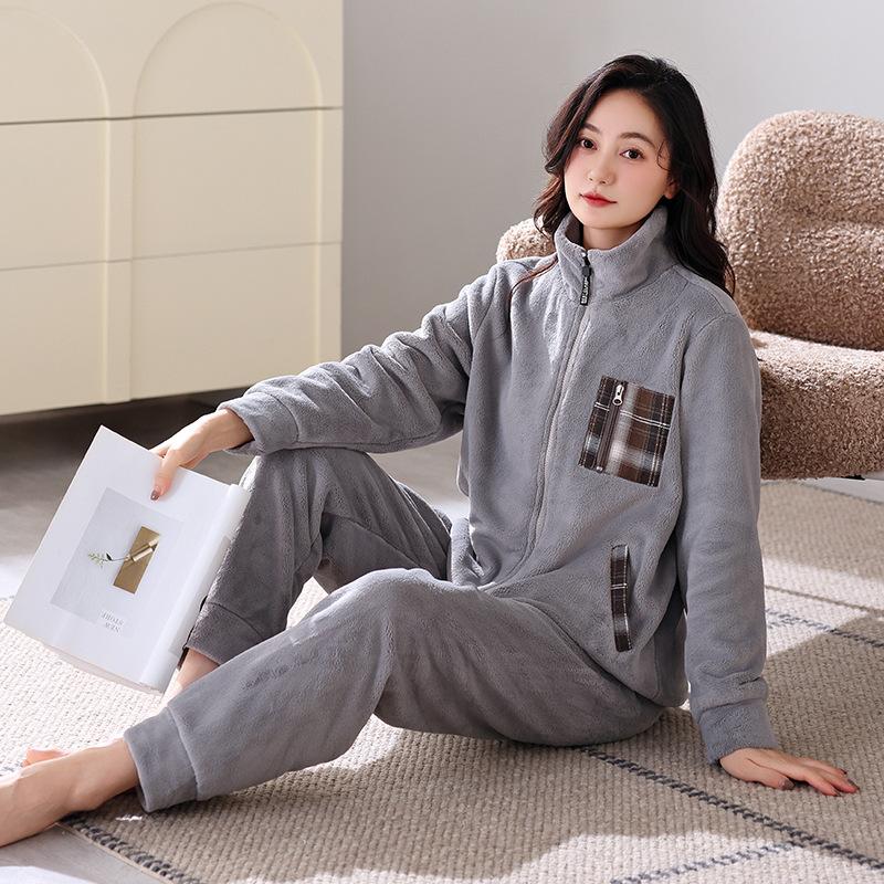 Pajamas Women'S Autumn And Winter Winter Coral Fleece Thickened Fleece Flannel Loungewear Winter Suit
