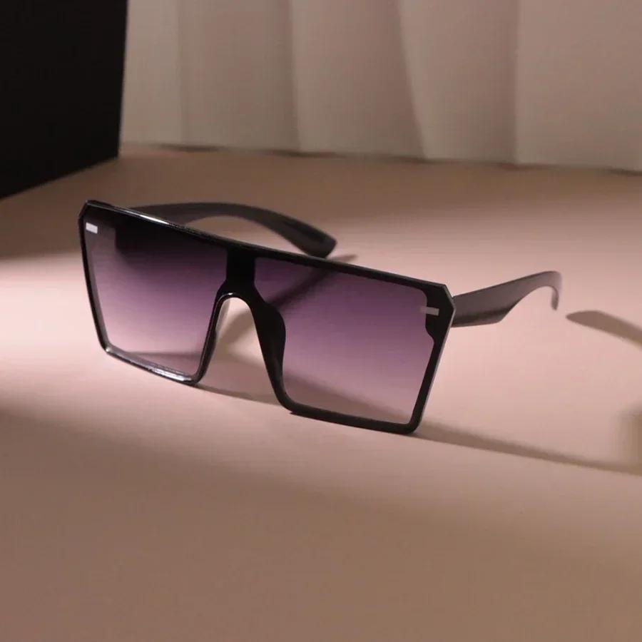 Square Retro Sunglasses Women Men Designer Fashion Personality Vintage Sun Glasses Female Male Punk Mirror Travel